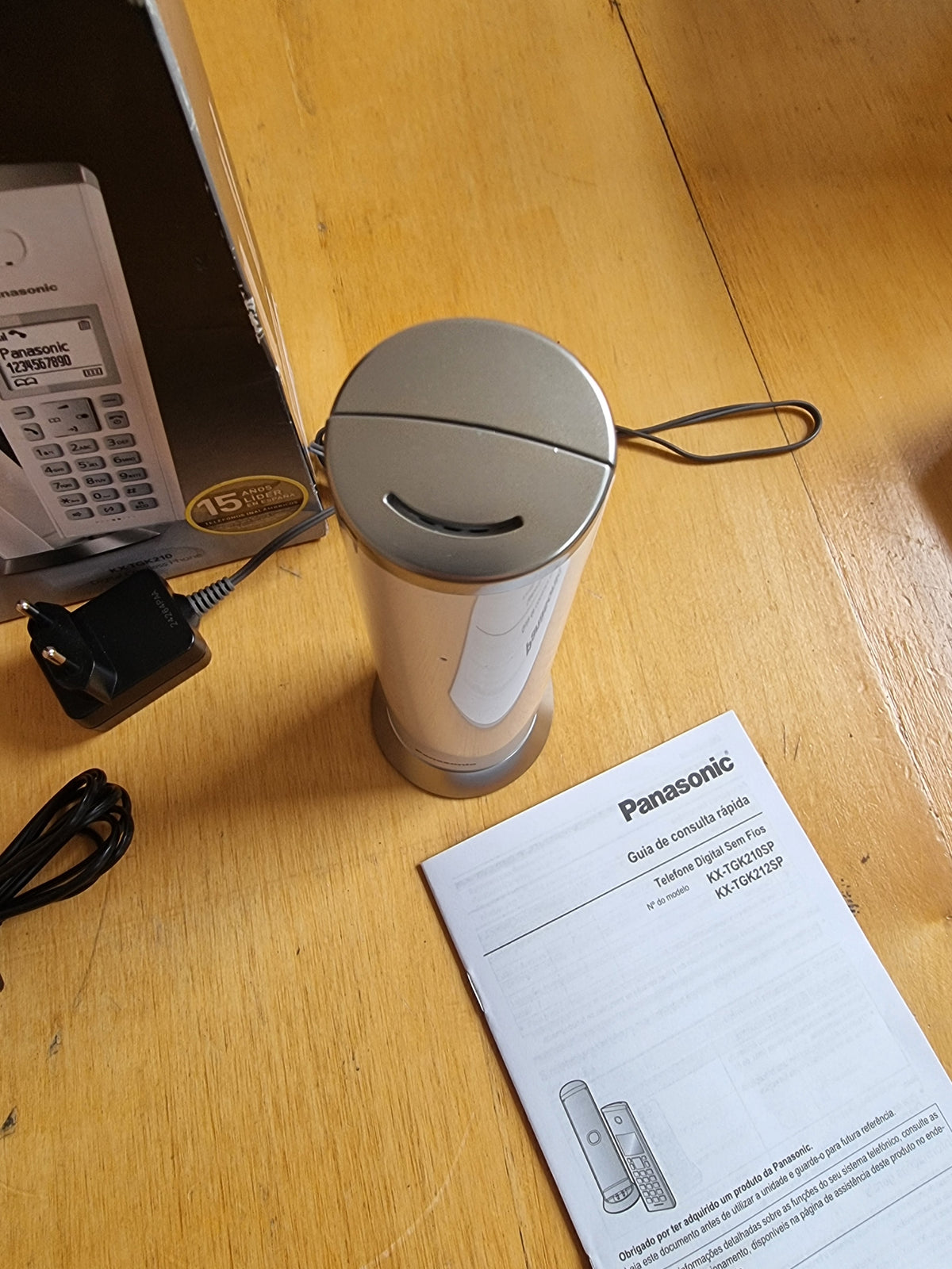 Panasonic DECT-Telefon KX-TGK210 Weiß, Anruferkennung, Telefonbuch 50 Nummern