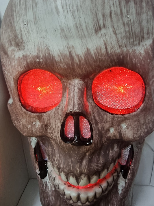 Halloween Deko-Maske Partydeko mit LED-Licht, Sound, Bewegungssensor 30 cm hoch