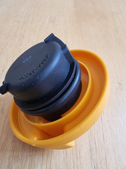 febi bilstein 33677 Öleinfülldeckel mit Dichtring, 1 Stück