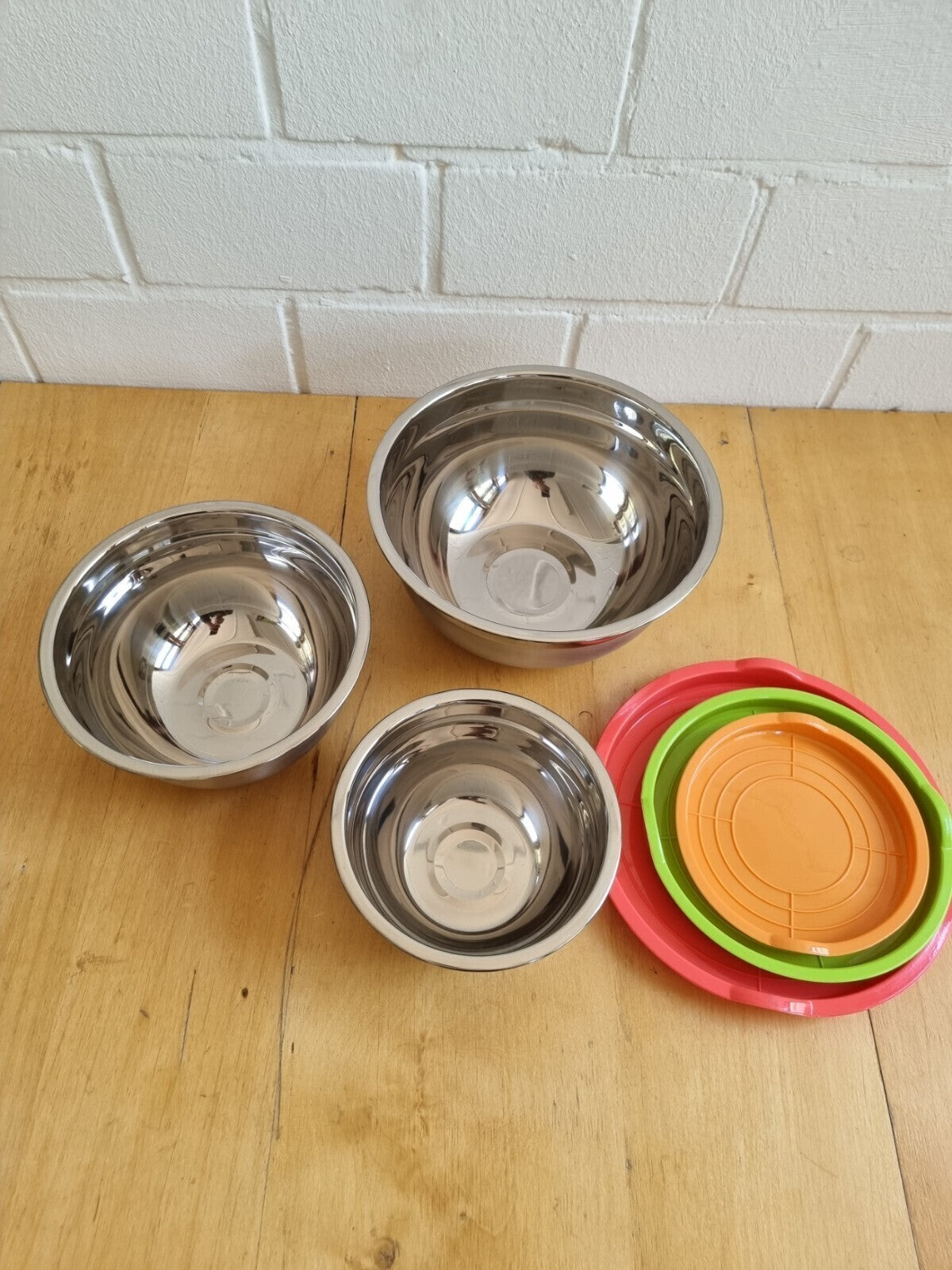 Edelstahl Rührschüssel Set 6-teilig mit Deckel 1,5 l 2,5 l 4 l stapelbar