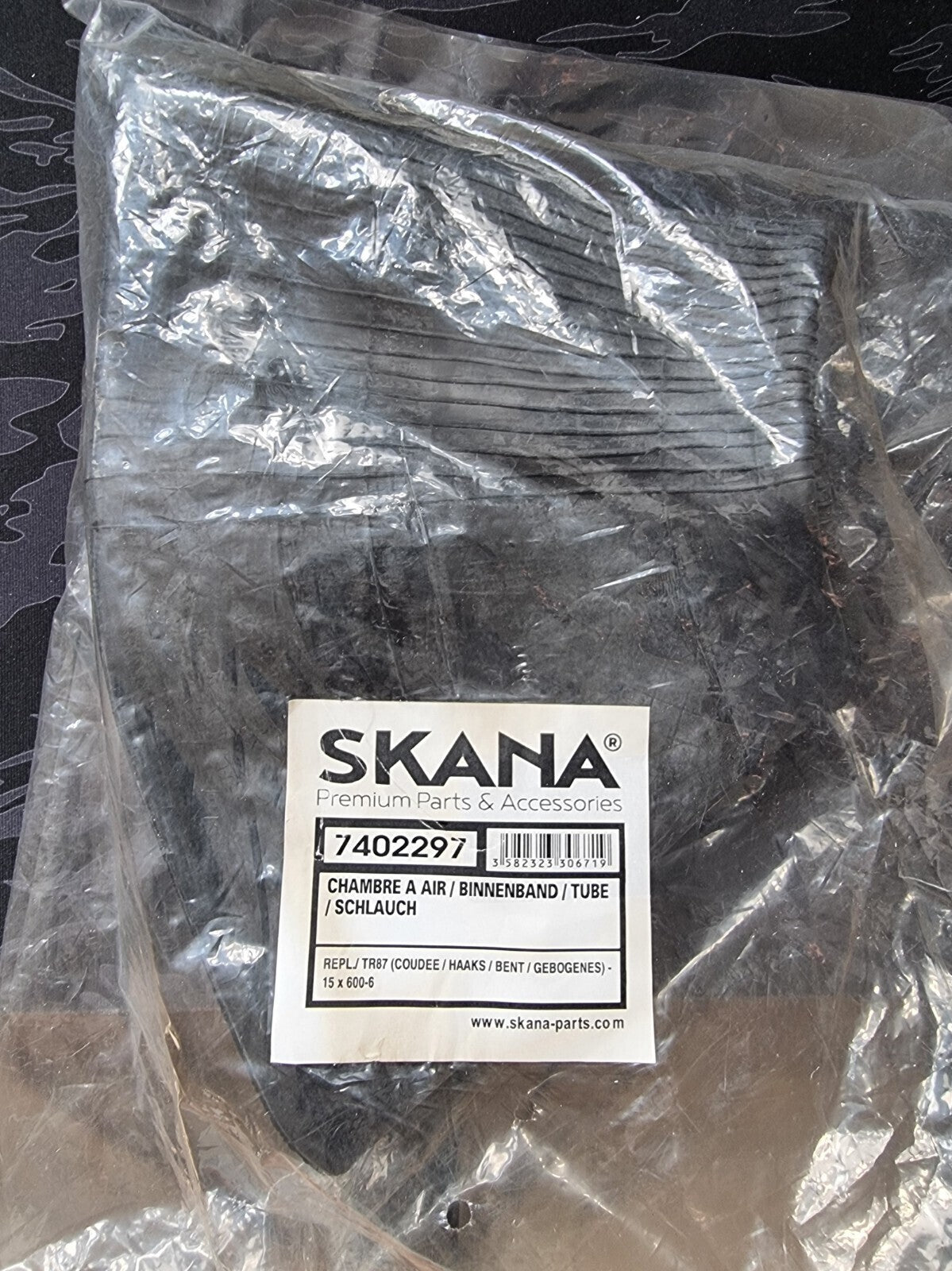 2x Skana Schlauch 15 x 600-6 mit Winkelventil, schwarz Original Verpackt 7402297