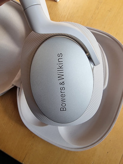 Bowers & Wilkins Px7 S2 Kopfhörer mit Geräuschunterdrückung Grau 30 Stunden