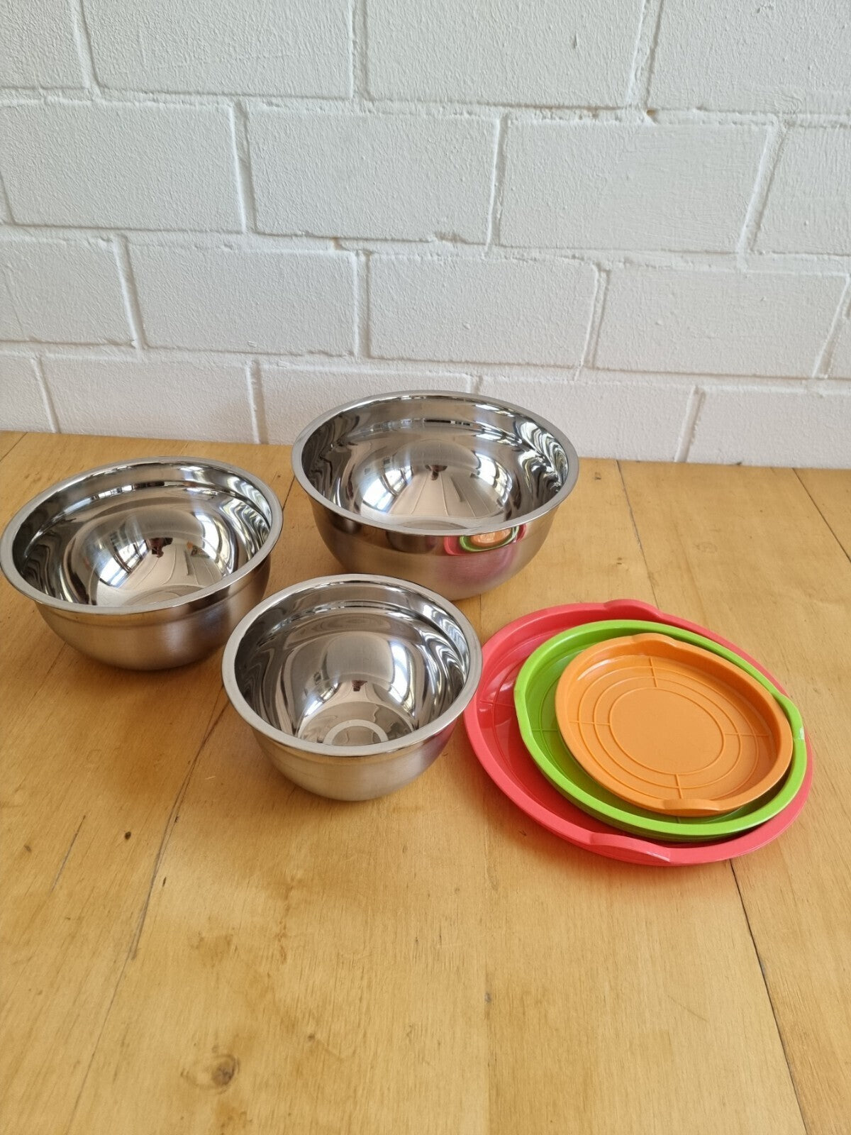 Edelstahl Rührschüssel Set 6-teilig mit Deckel 1,5 l 2,5 l 4 l stapelbar