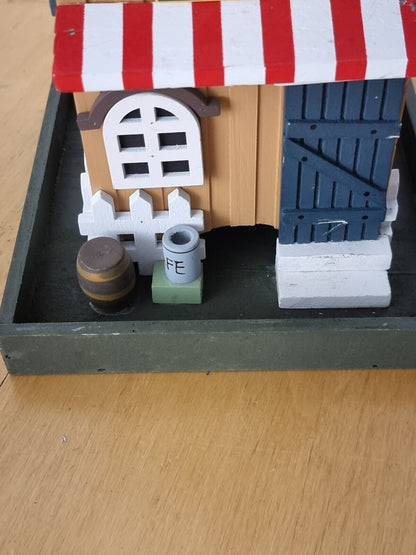 Vogelfutterhaus, Futterstelle Holz, zum Aufhängen 23,5x18x18 cm