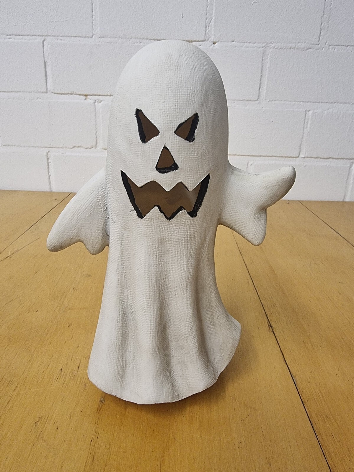 Halloween Dekofigur LED Farbwechsel 29 cm Geist Skelett Wichtel Grabstein RIP