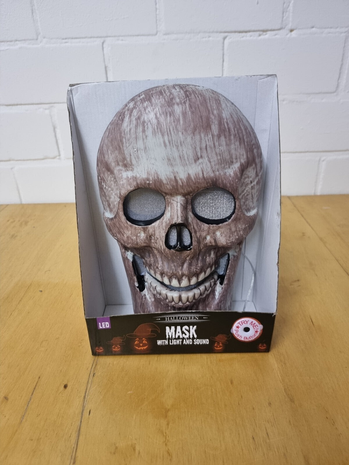 Halloween Deko-Maske Partydeko mit LED-Licht, Sound, Bewegungssensor 30 cm hoch