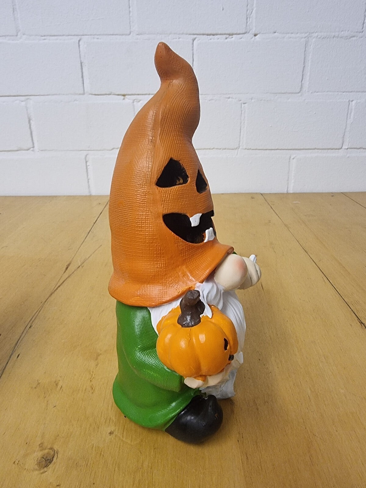 Halloween Dekofigur LED Farbwechsel 29 cm Geist Skelett Wichtel Grabstein RIP